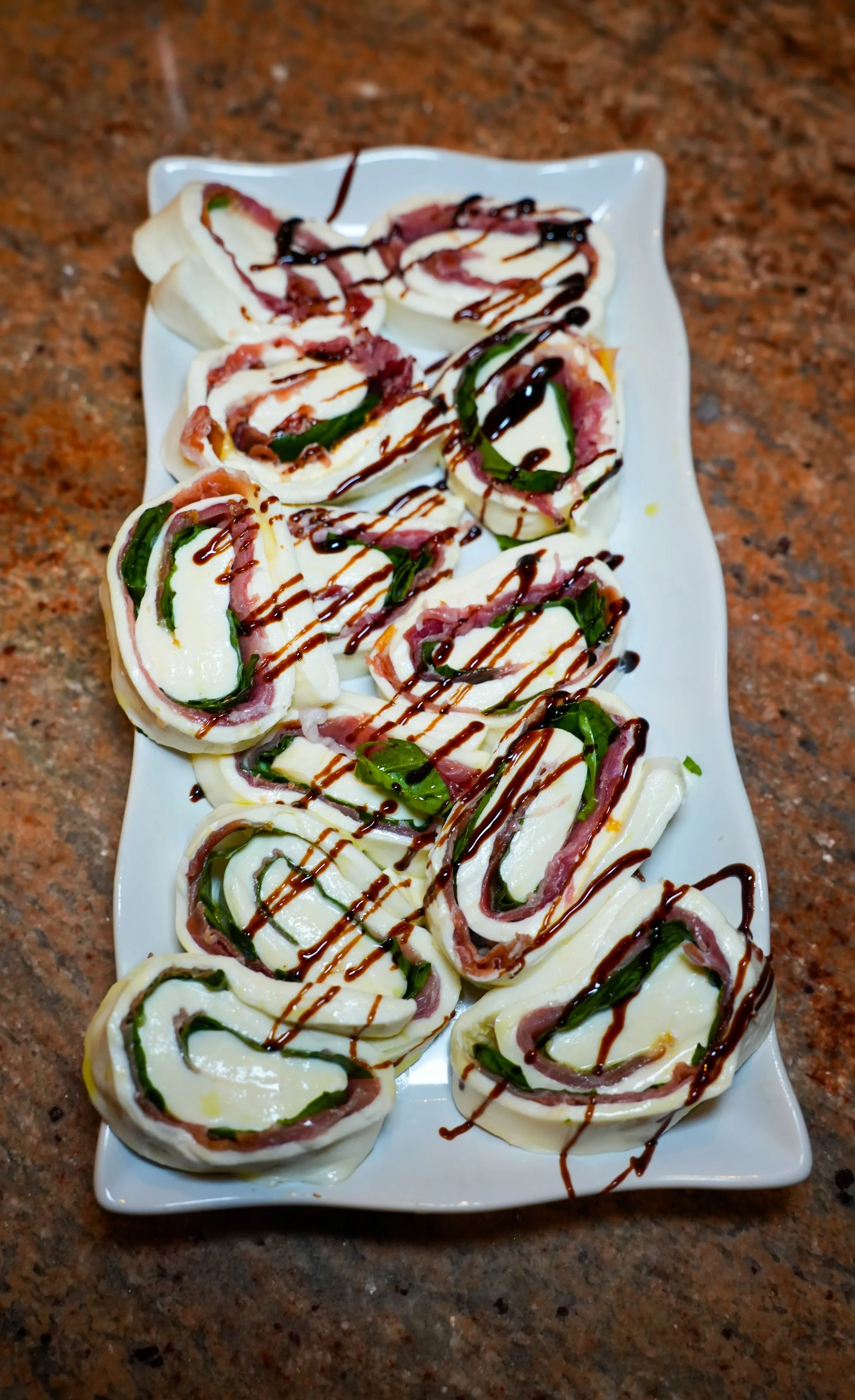 Mozzarella and prosciutto rolls